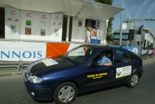 voiture.jpg (34723 octets)